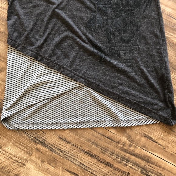 3/$25 - Oxygen grey/black short sleeve tshirt - Picture 6 of 12